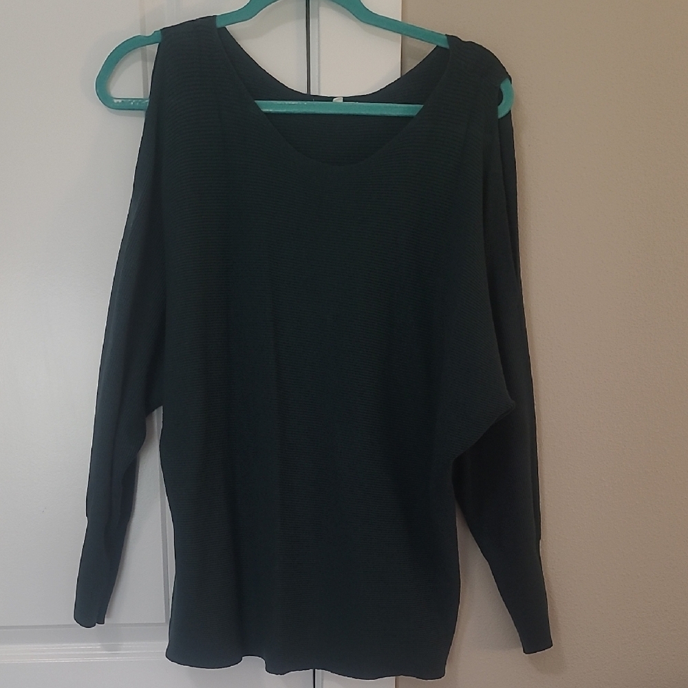 Dark Green Long Sleeve Top